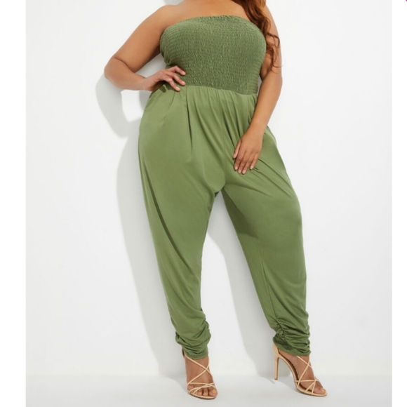 Jumpsuit - Picture 1 of 3